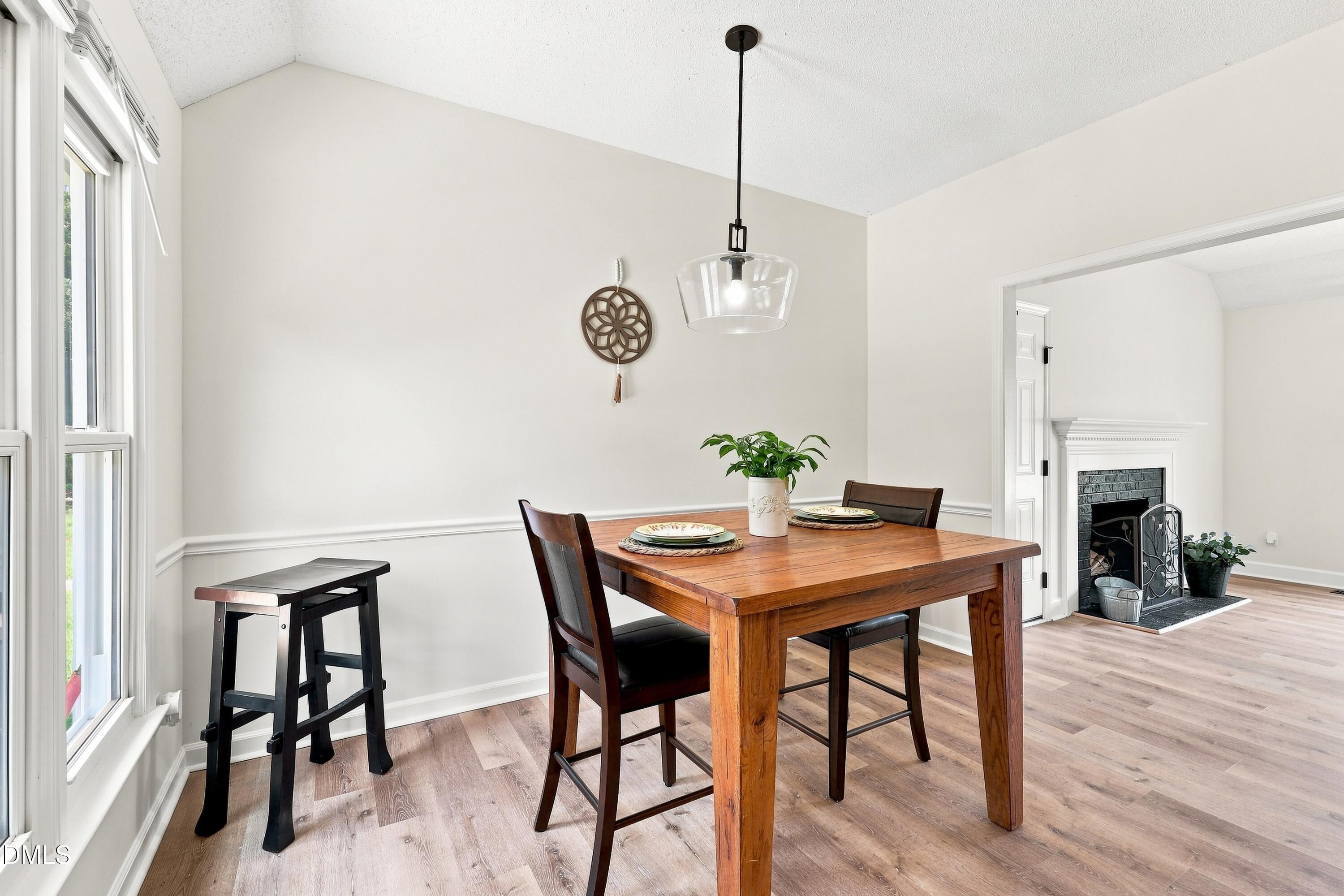 147 Bridle Trail