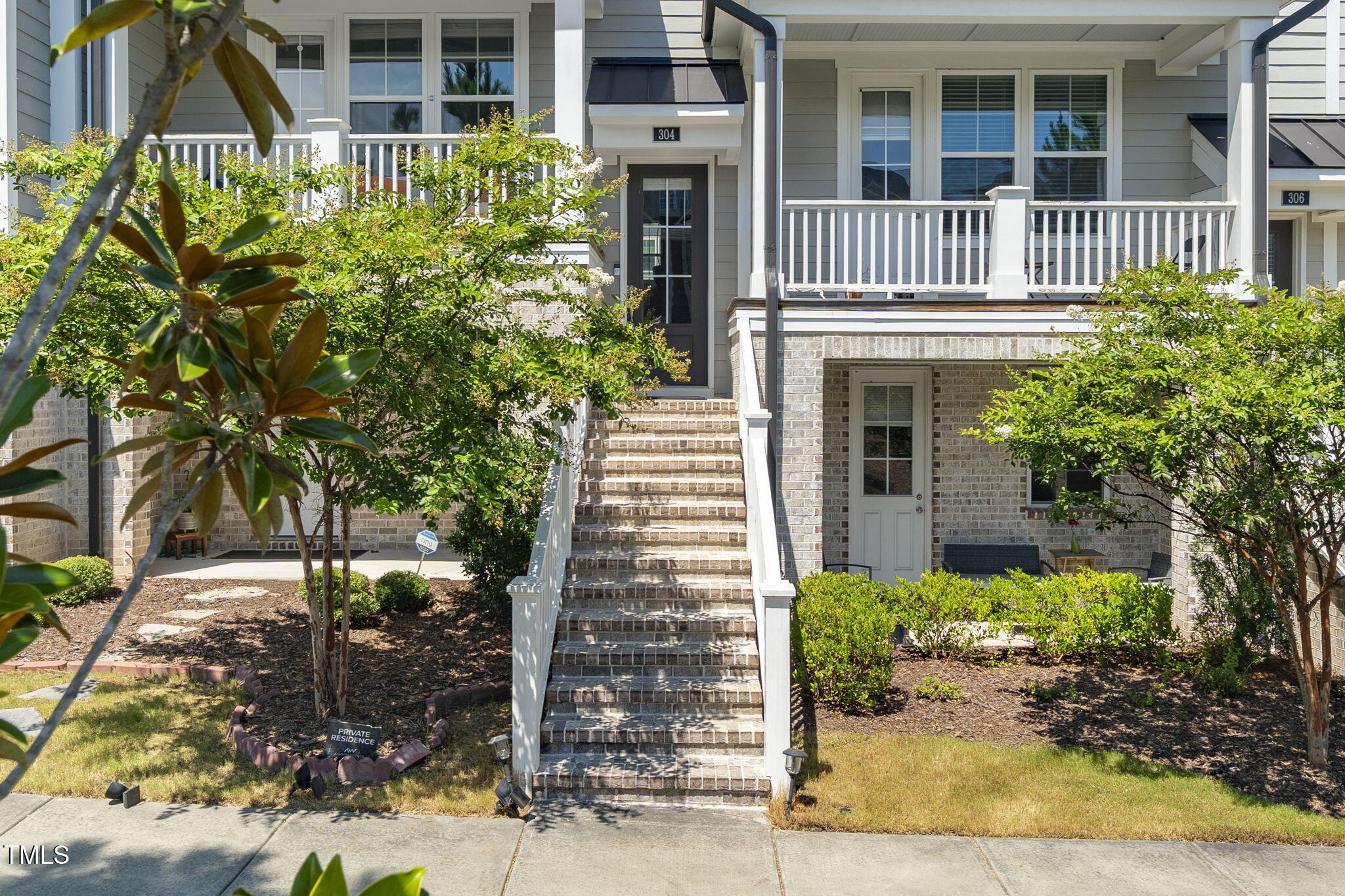 304 Clementine Drive