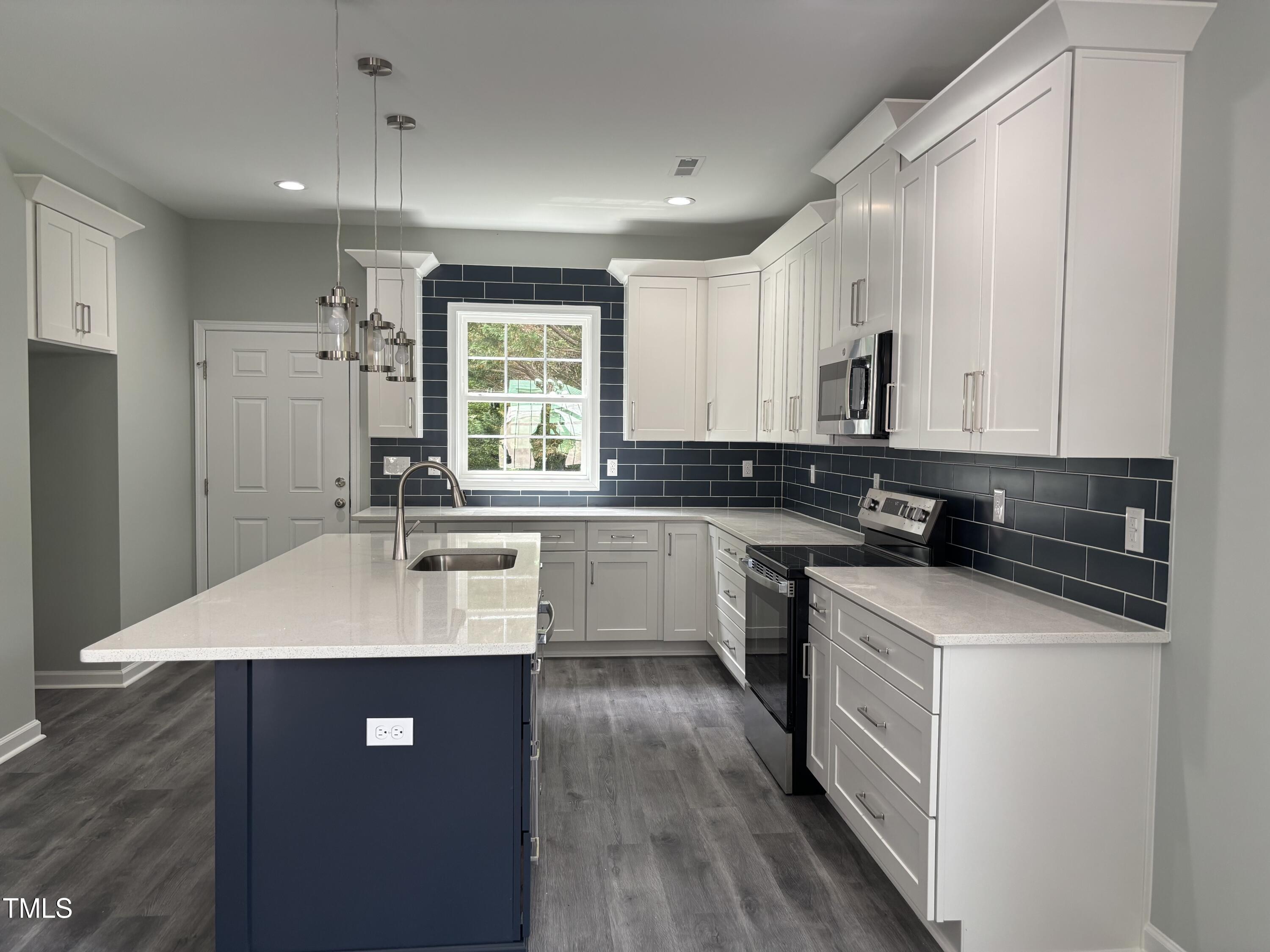 431 Mayview Drive