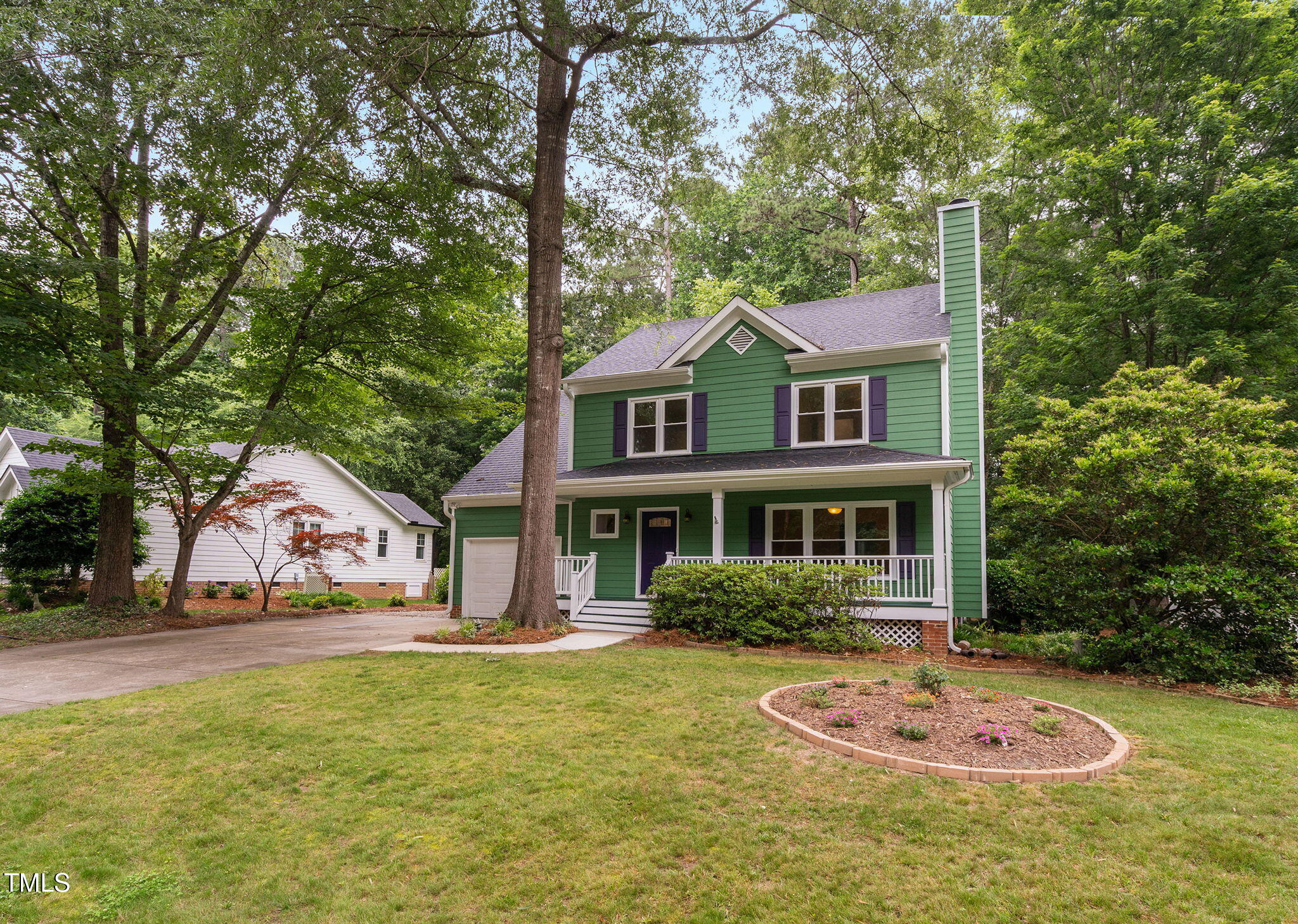 2724 Glastonbury Road