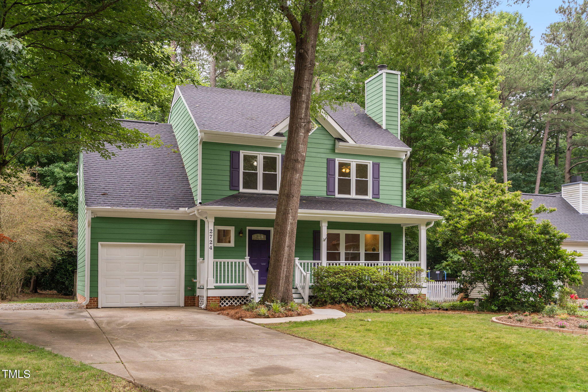2724 Glastonbury Road