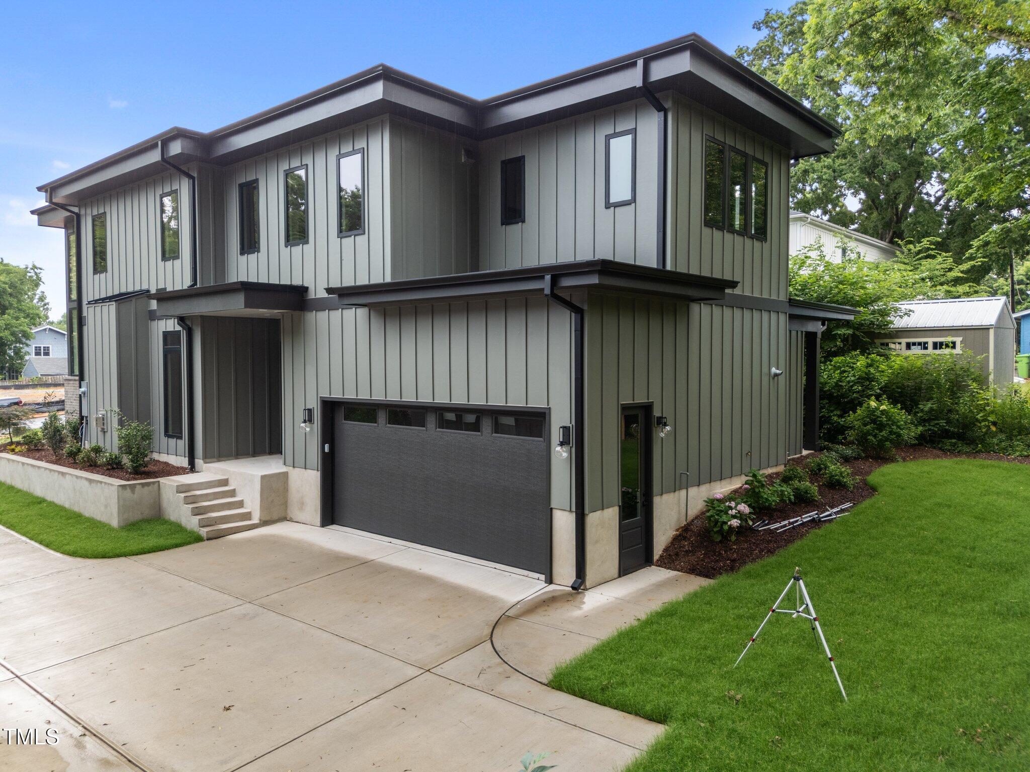 2305 Turners Alley