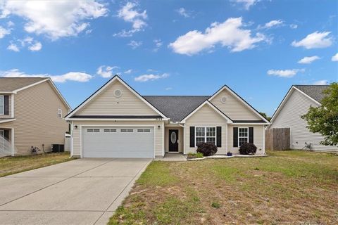 3624 Crosswinds Drive Hope Mills NC 28348