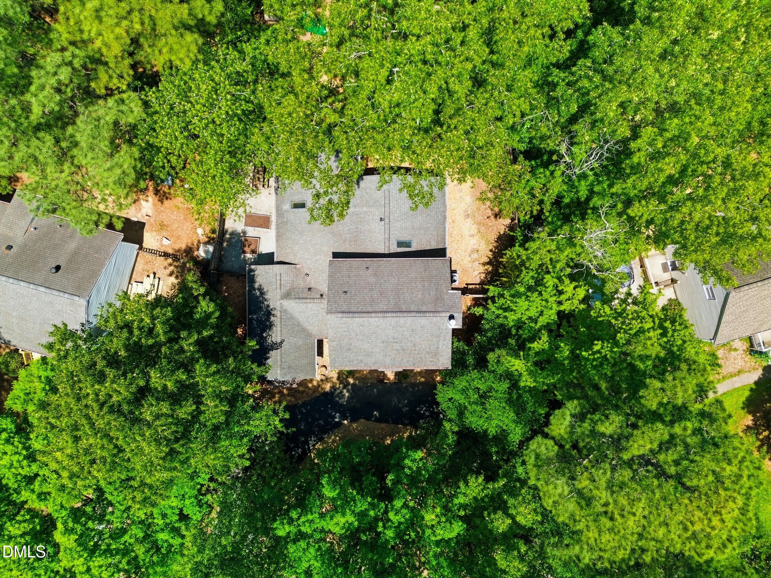 5 Drakesway Court
