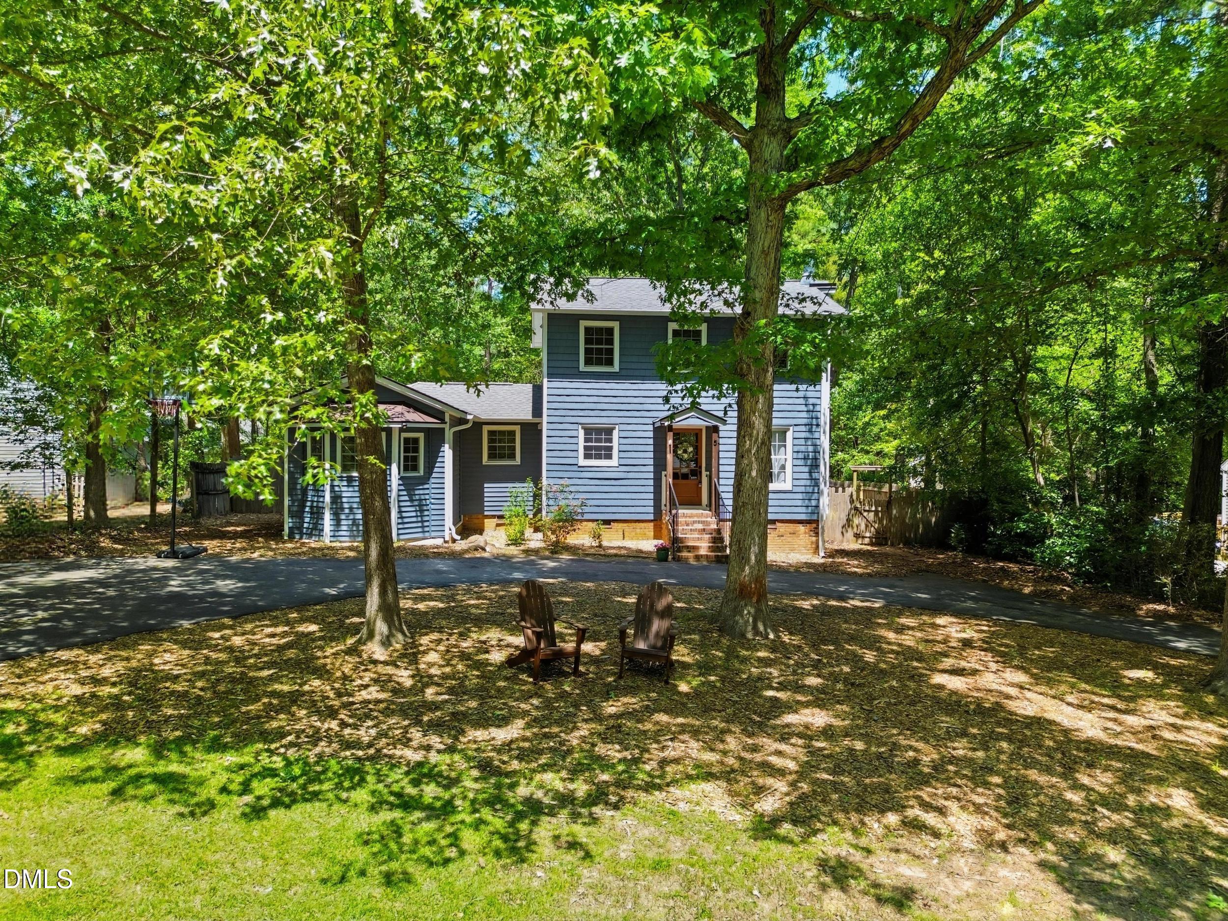 5 Drakesway Court