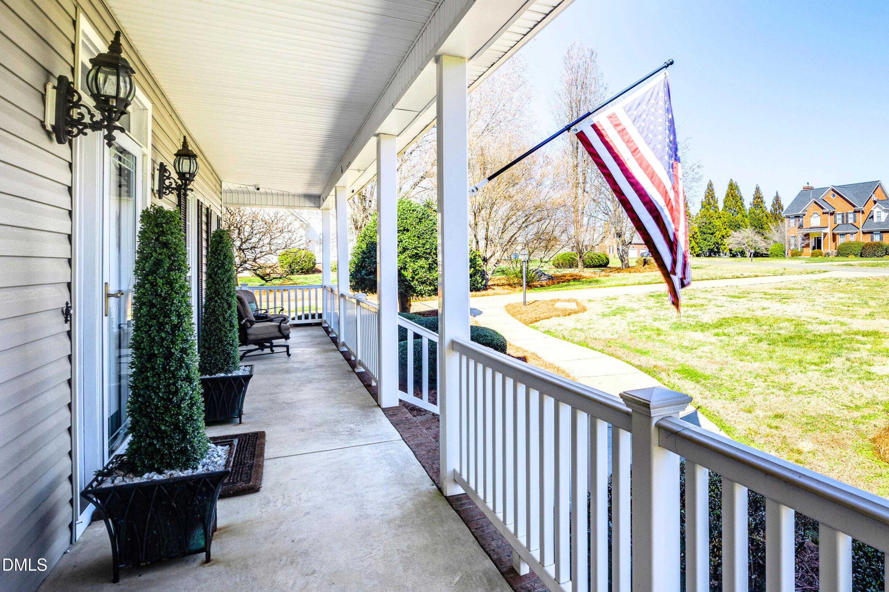 3337 Scarlet Oak Drive