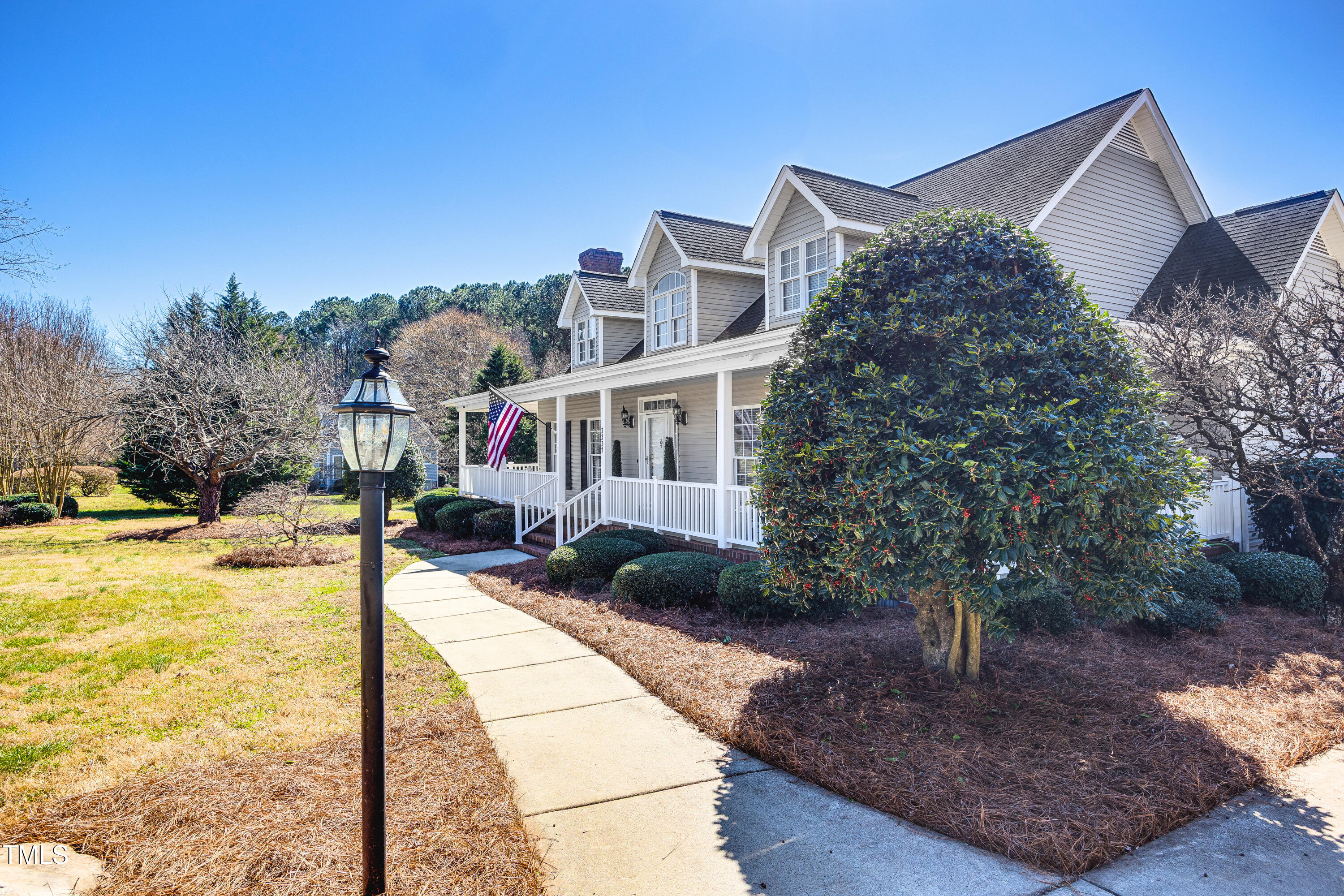 3337 Scarlet Oak Drive