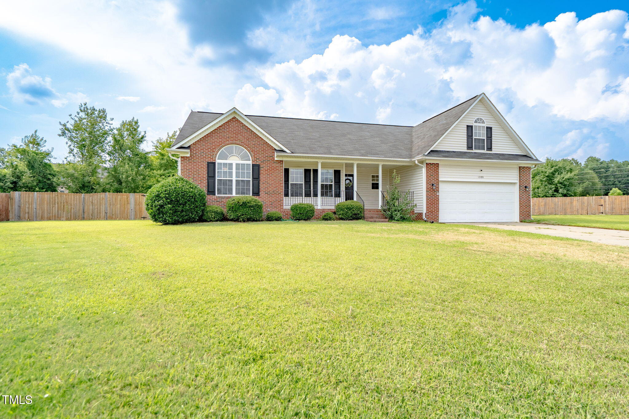 1300 Shoshone Place Place