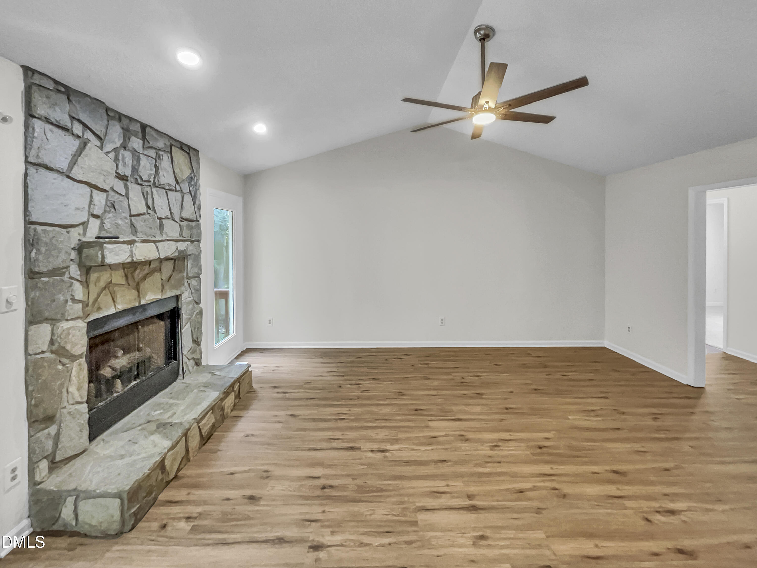 210 Clearwater Court