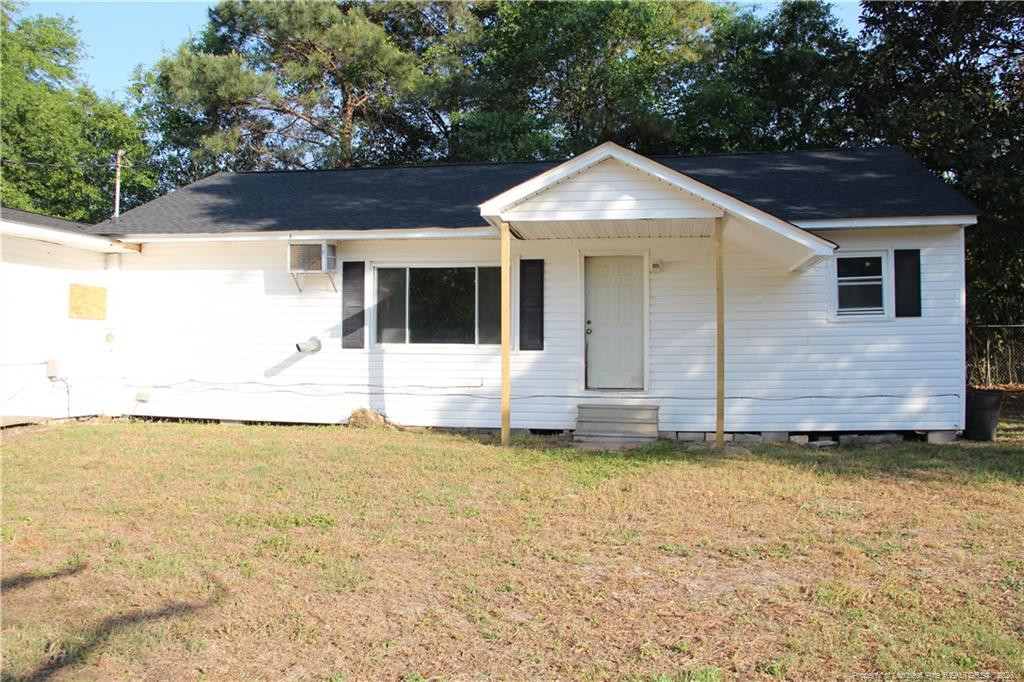 5211 Red Maple Lane