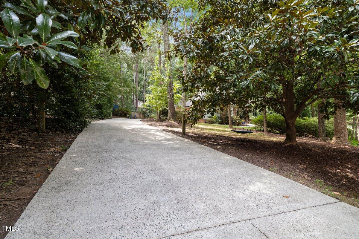 2709 Glassman Lane