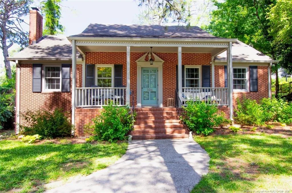 304 Woodcrest Road