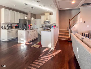 374 W Falcon Court
