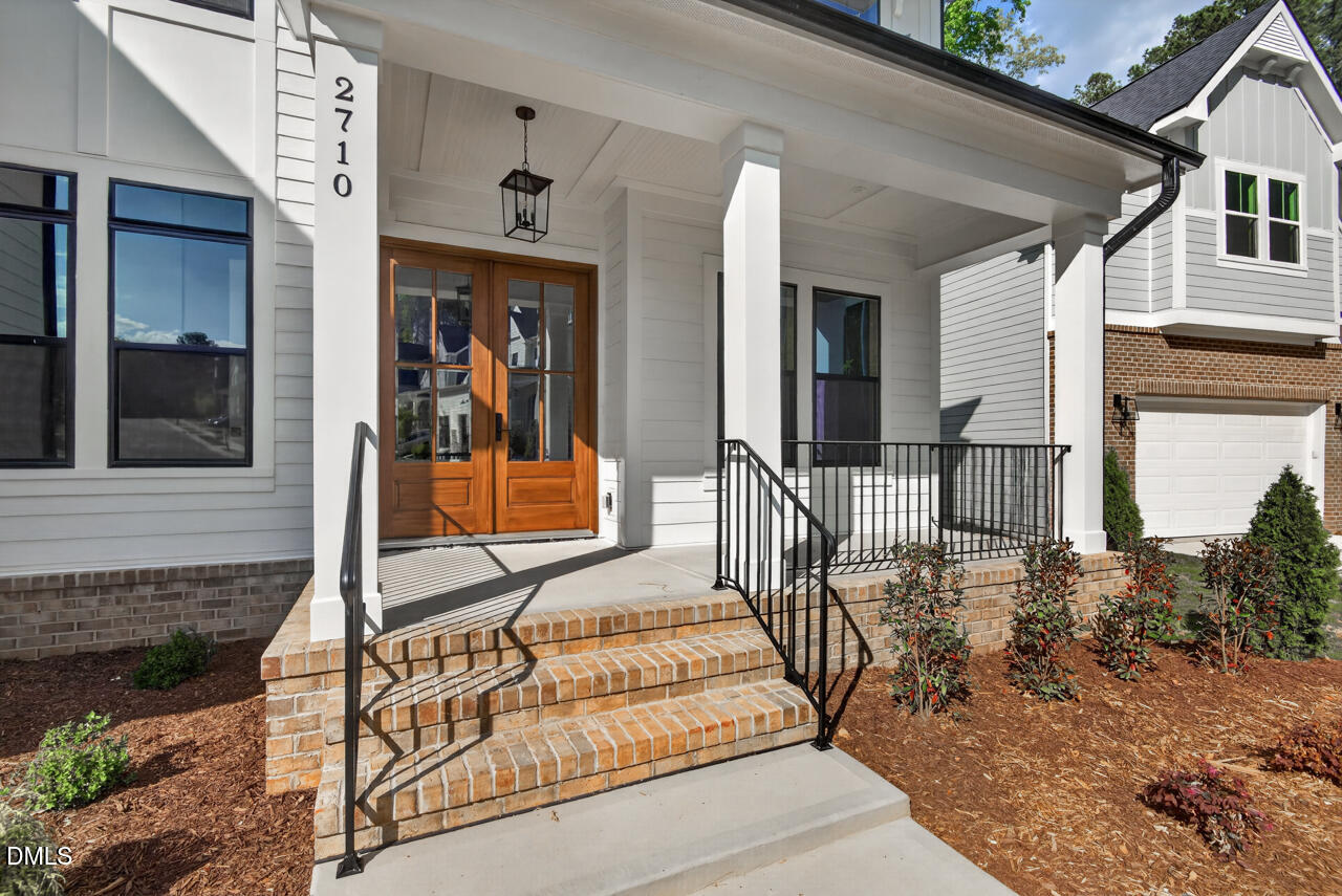2710 Pathway Drive