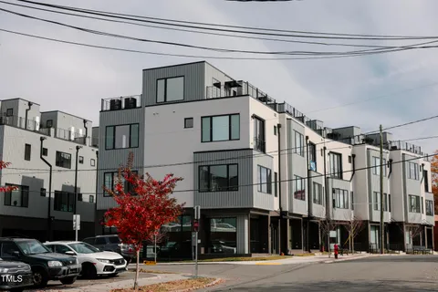 MLS: 10082386