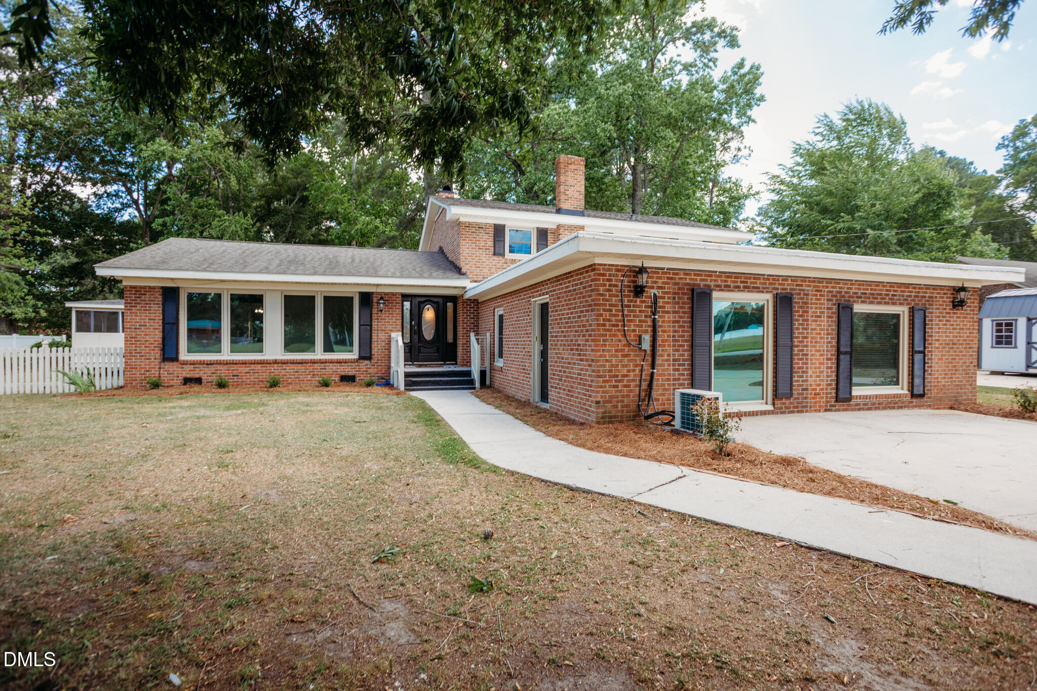 3103 Tilghman Road N