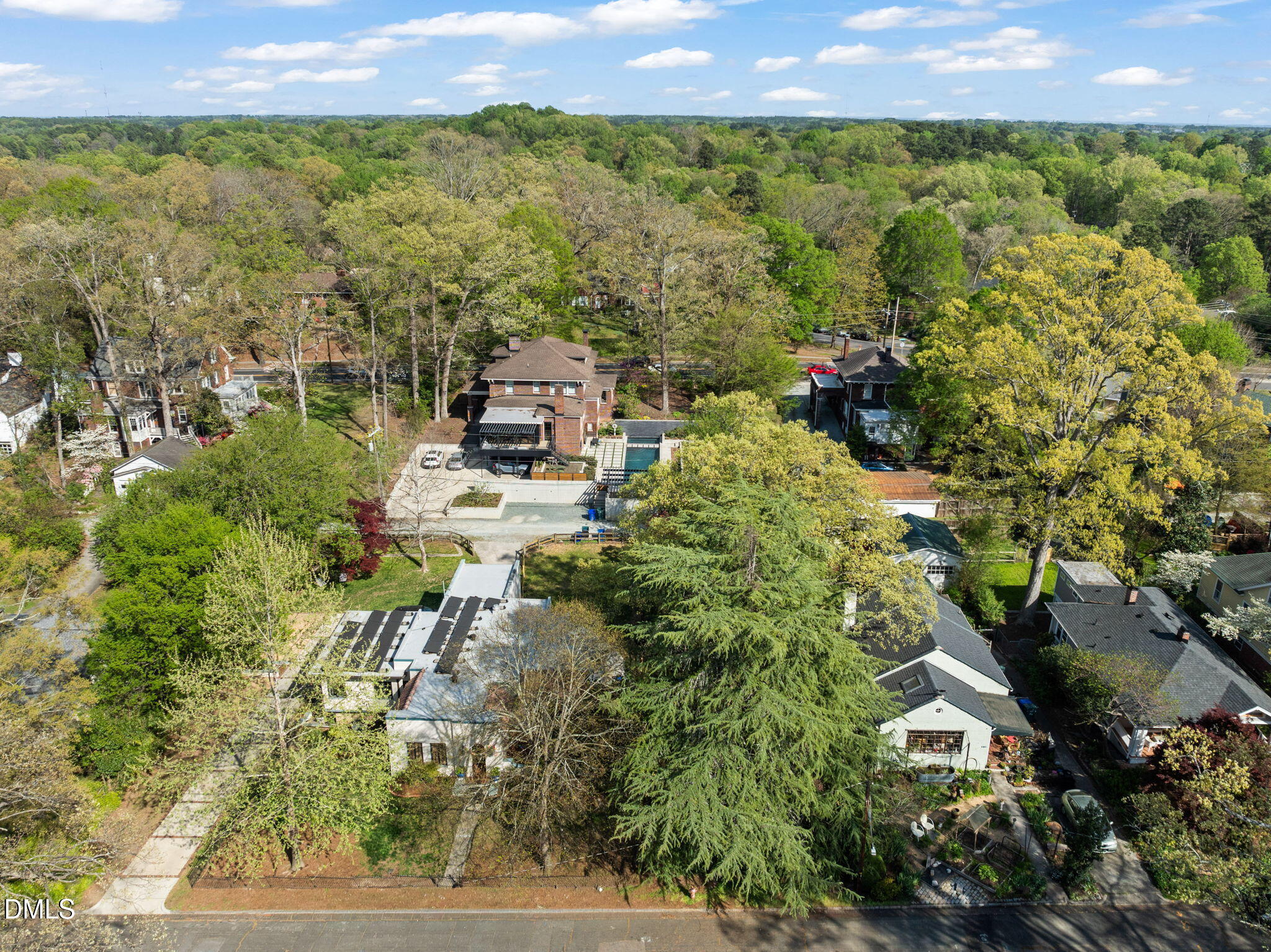 1414 A/B N Mangum Street