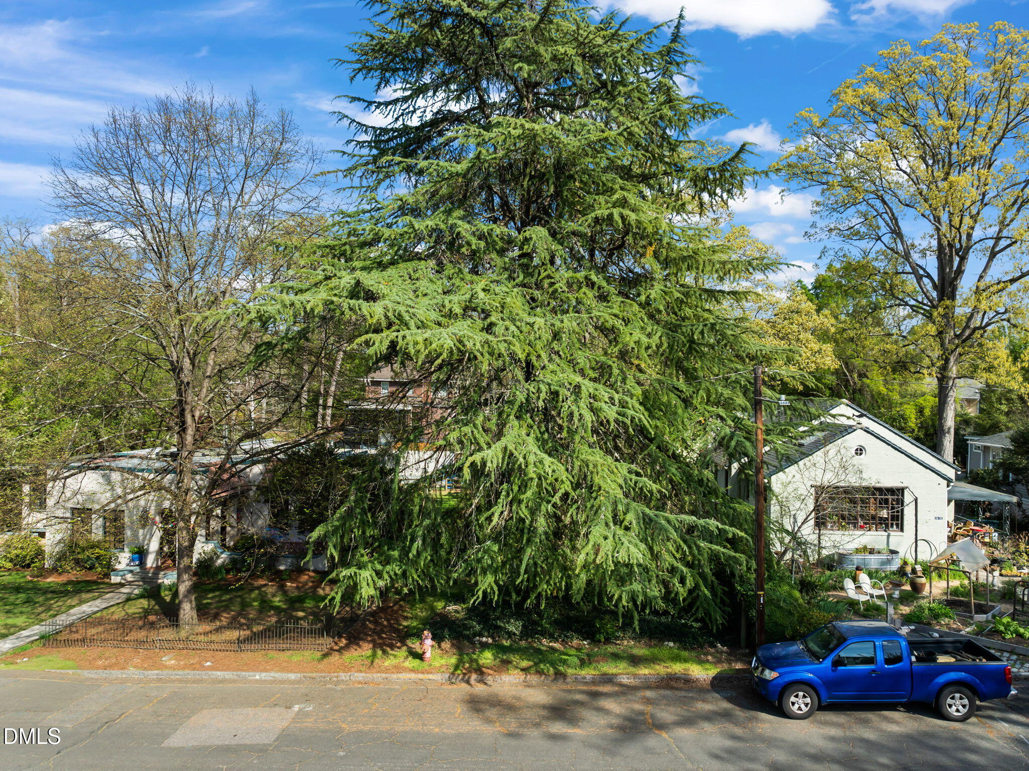 1414 A/B N Mangum Street