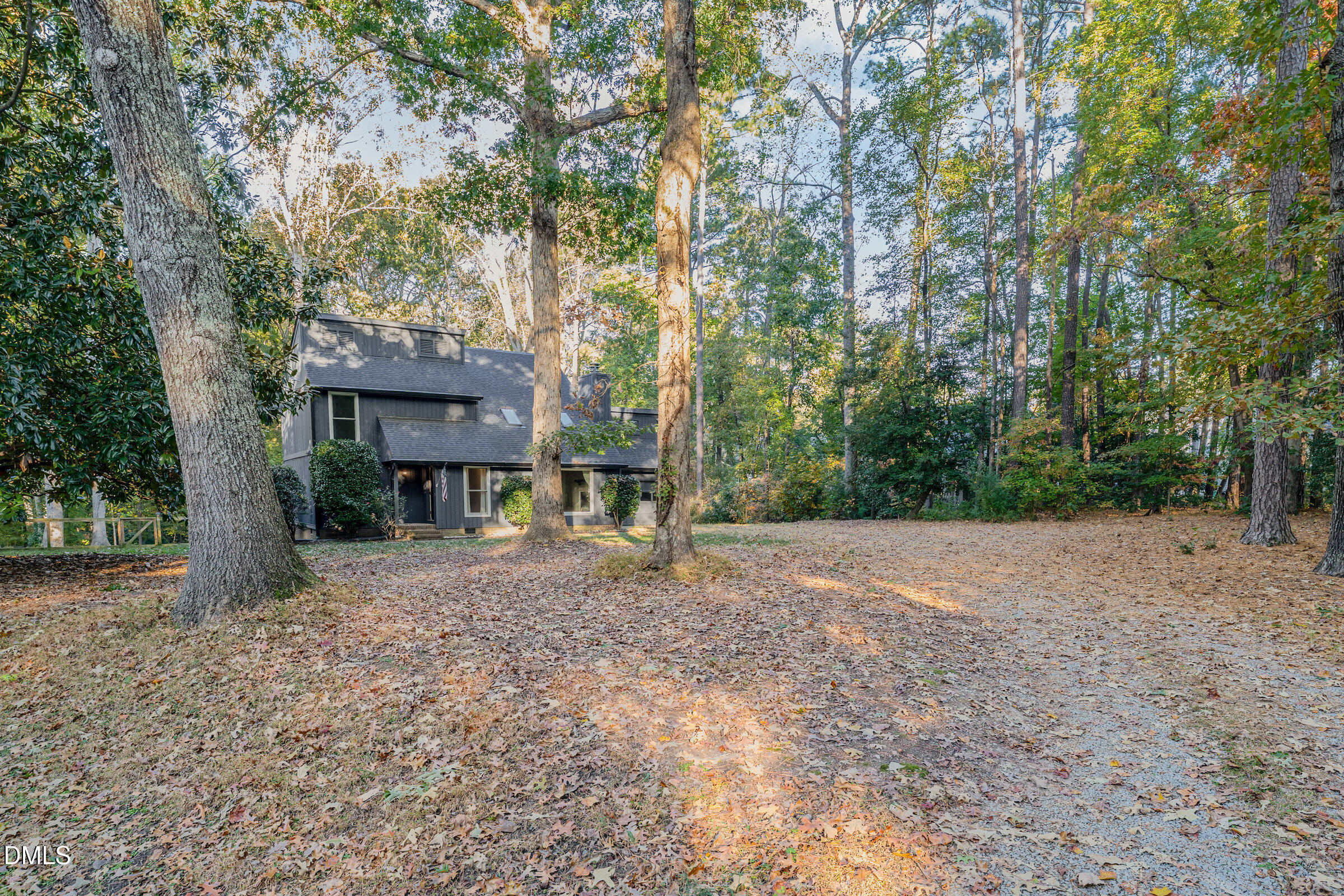 4425 Surry Ridge Circle