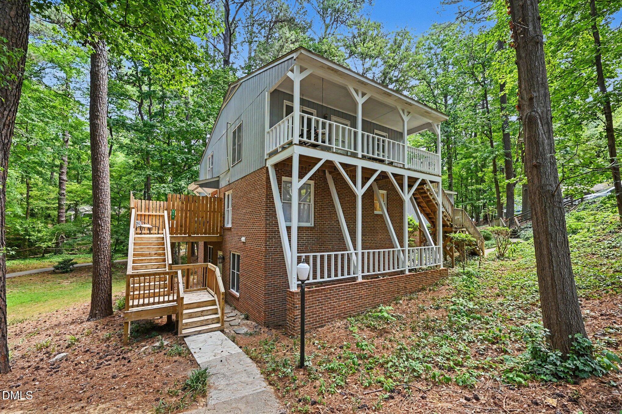 119 Carmichael Court