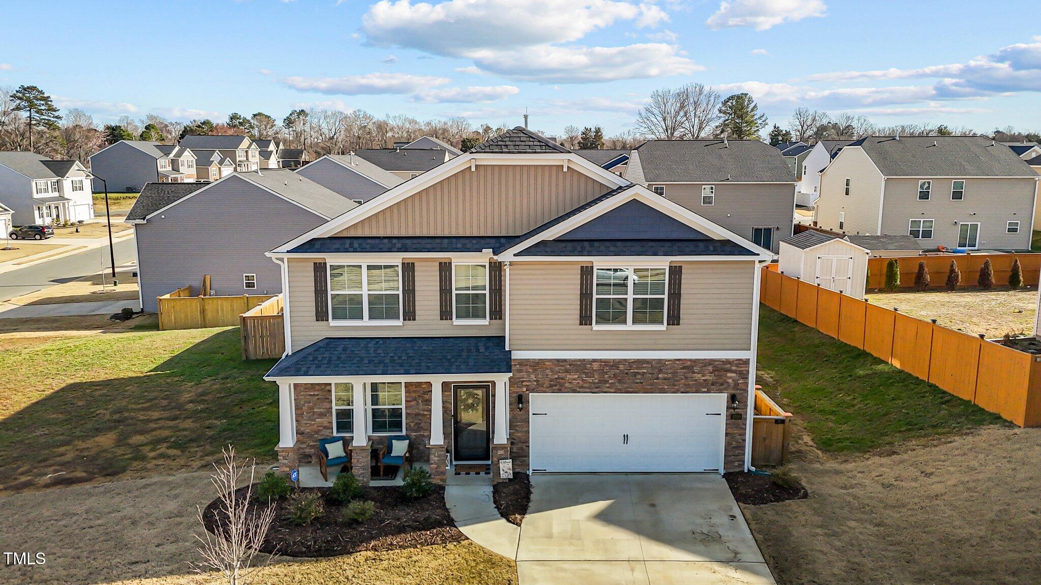 1020 Broadlands Way