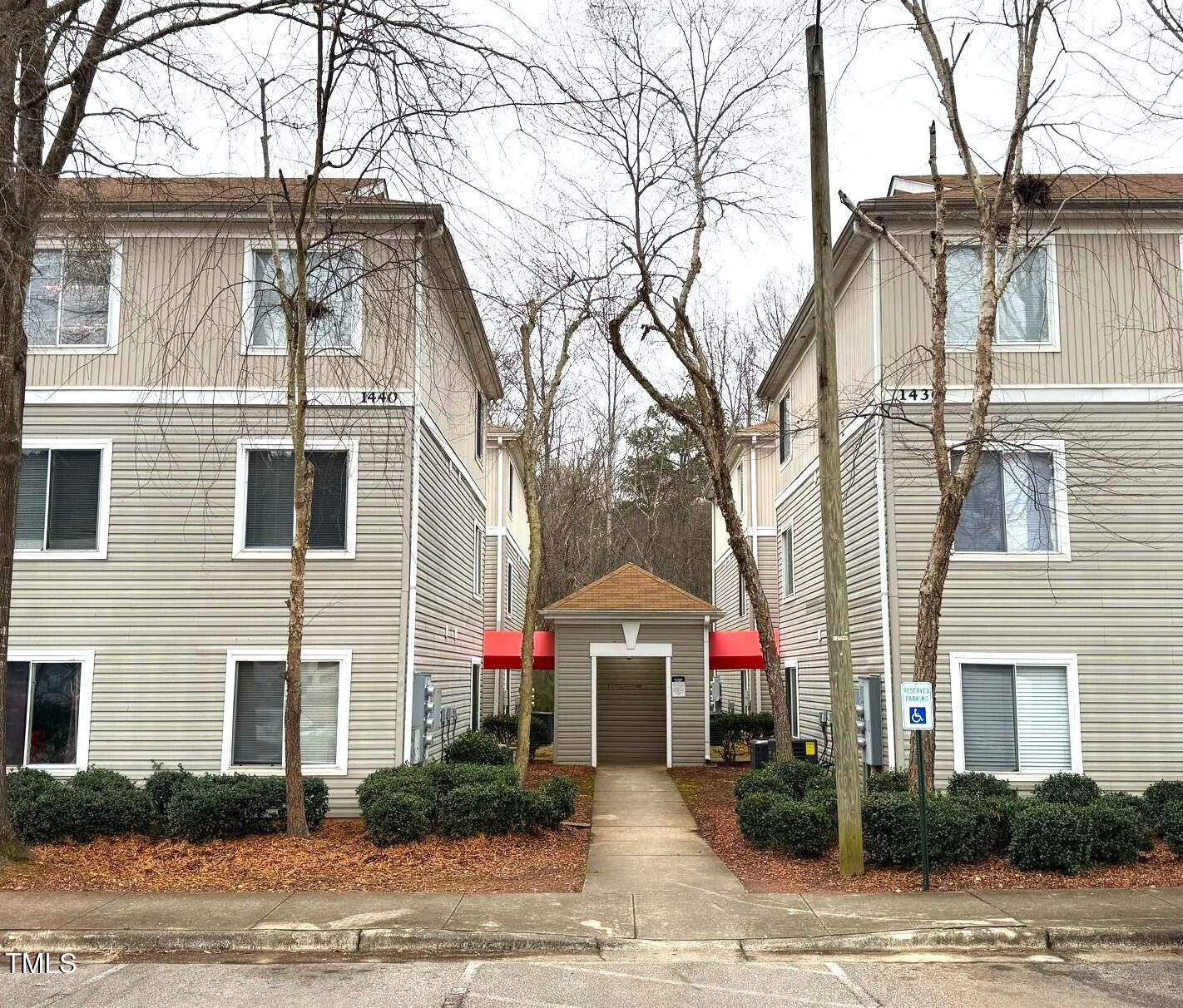 1430 Collegiate Circle 102