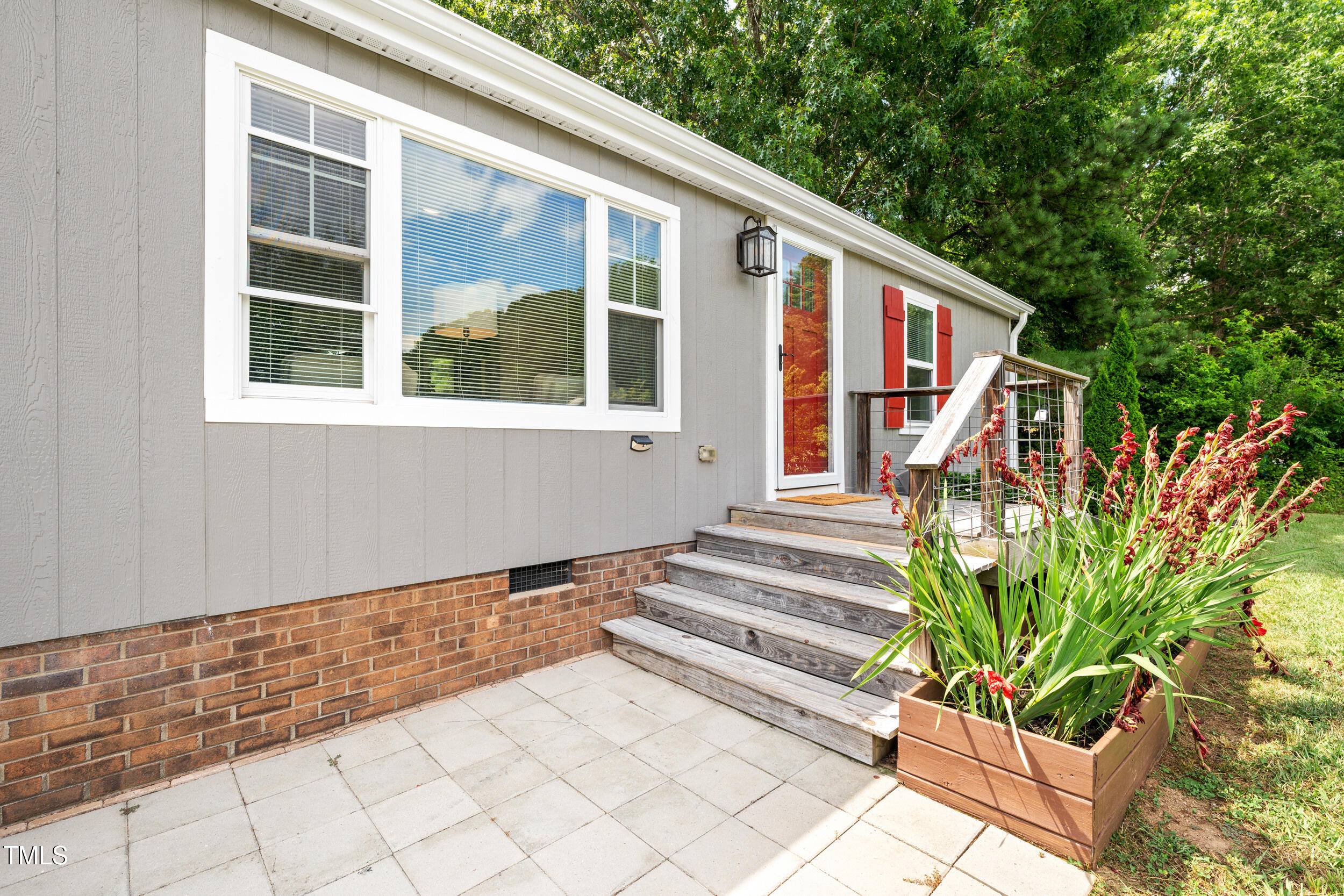 355 Windsong Lane