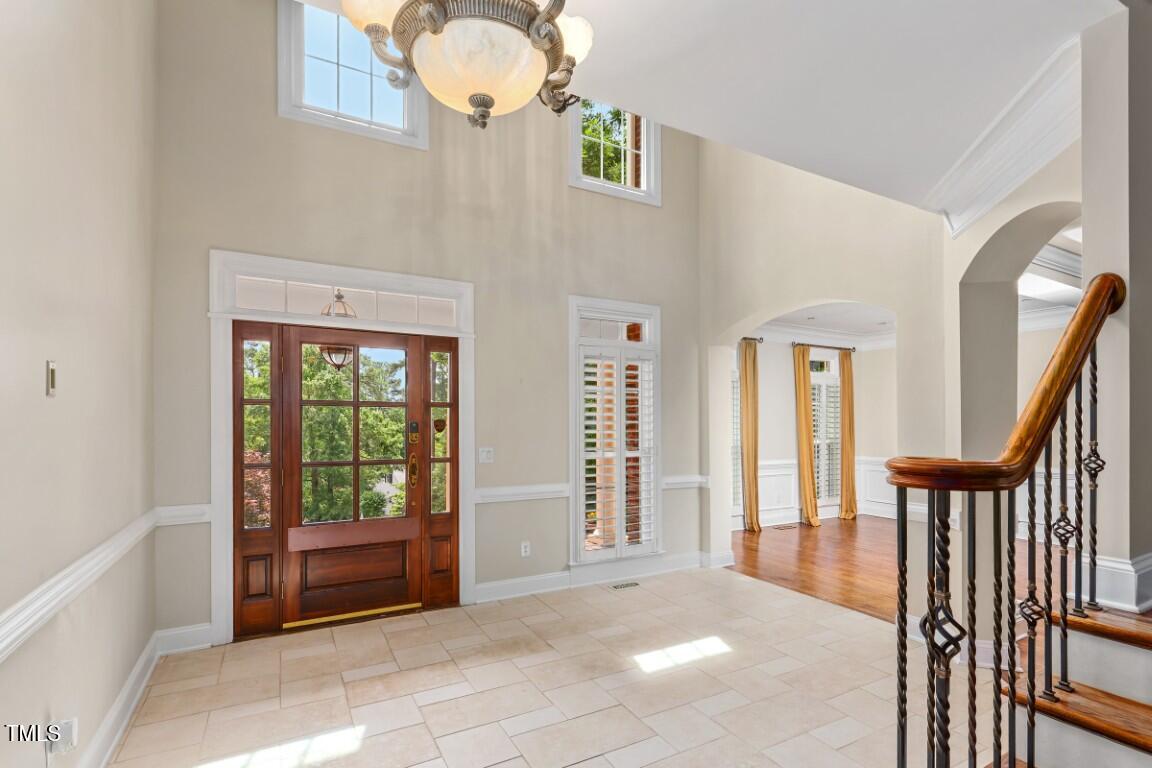 405 Silver Creek Trail