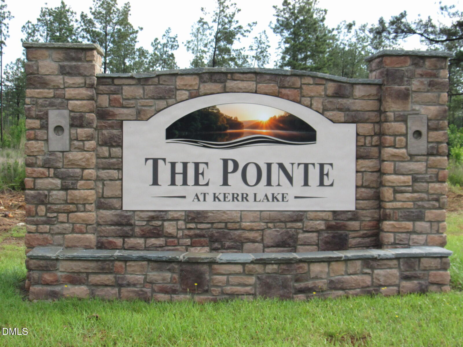 147 Shoreline Drive