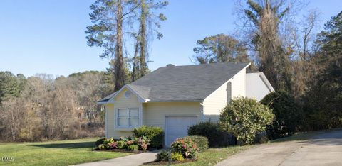 2432 Calvert Drive Raleigh NC 27610