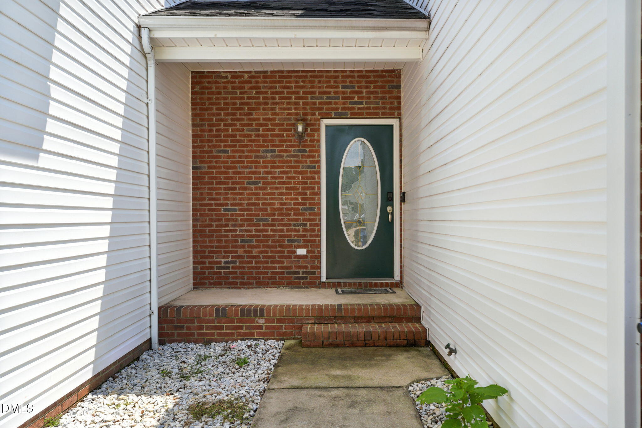 25 Silver Place Apt B