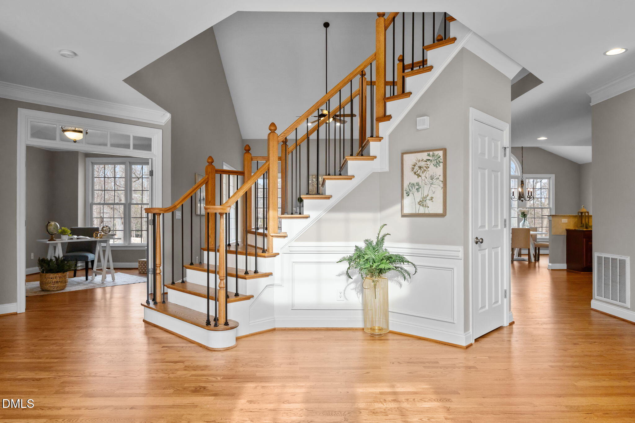 2617 Peachleaf Street