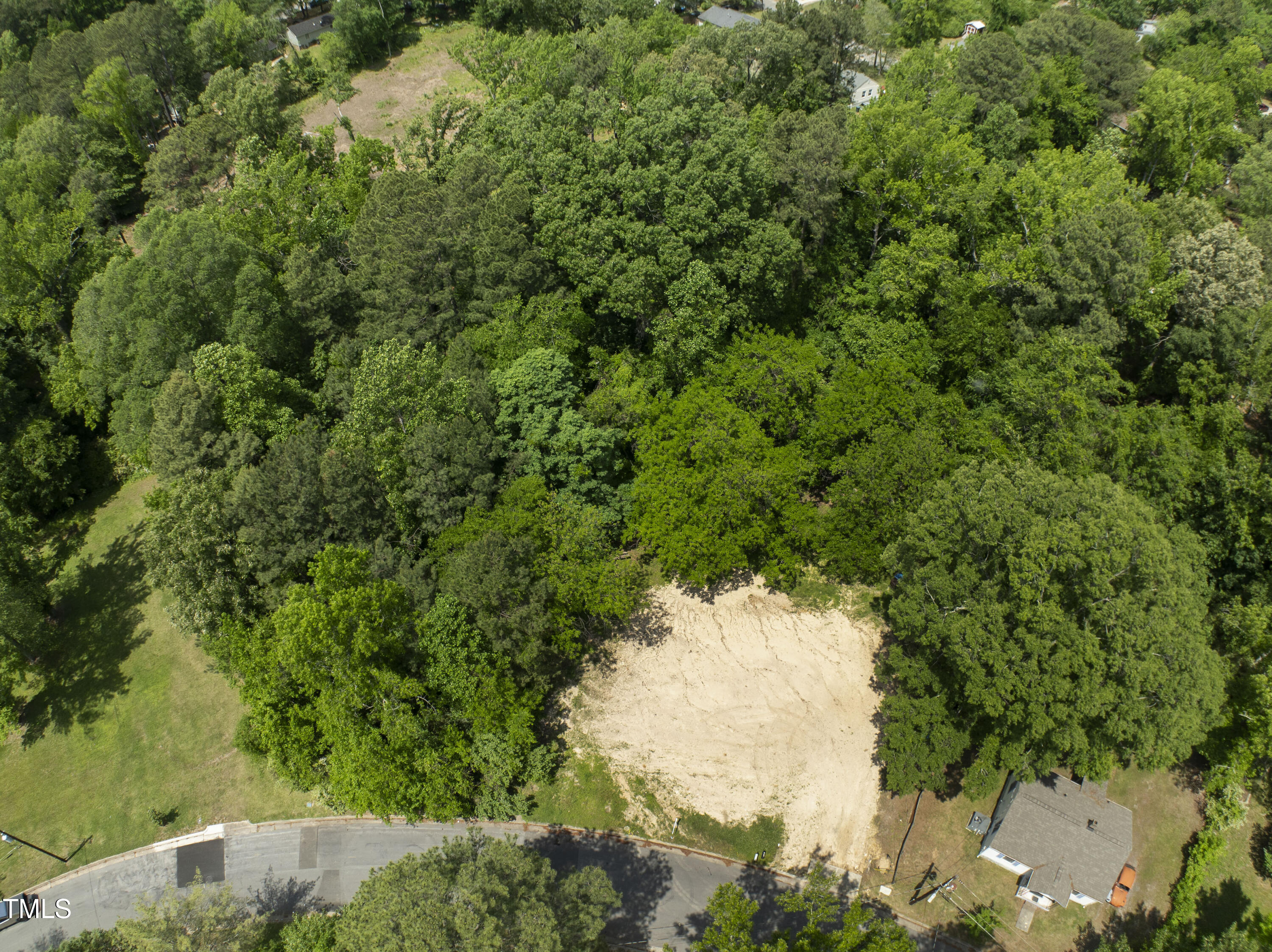 1324 Maplewood Drive