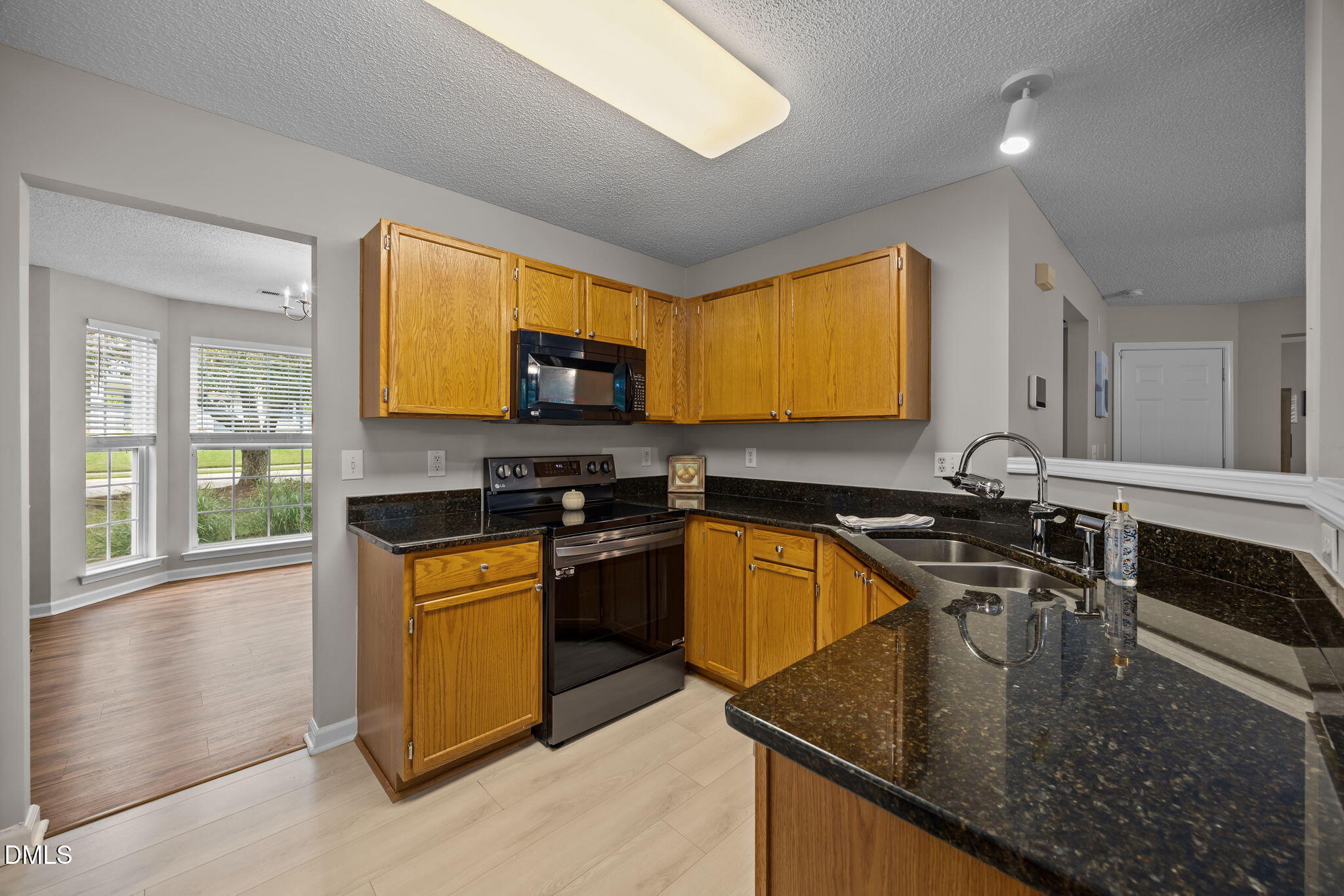 9116 Erinsbrook Drive