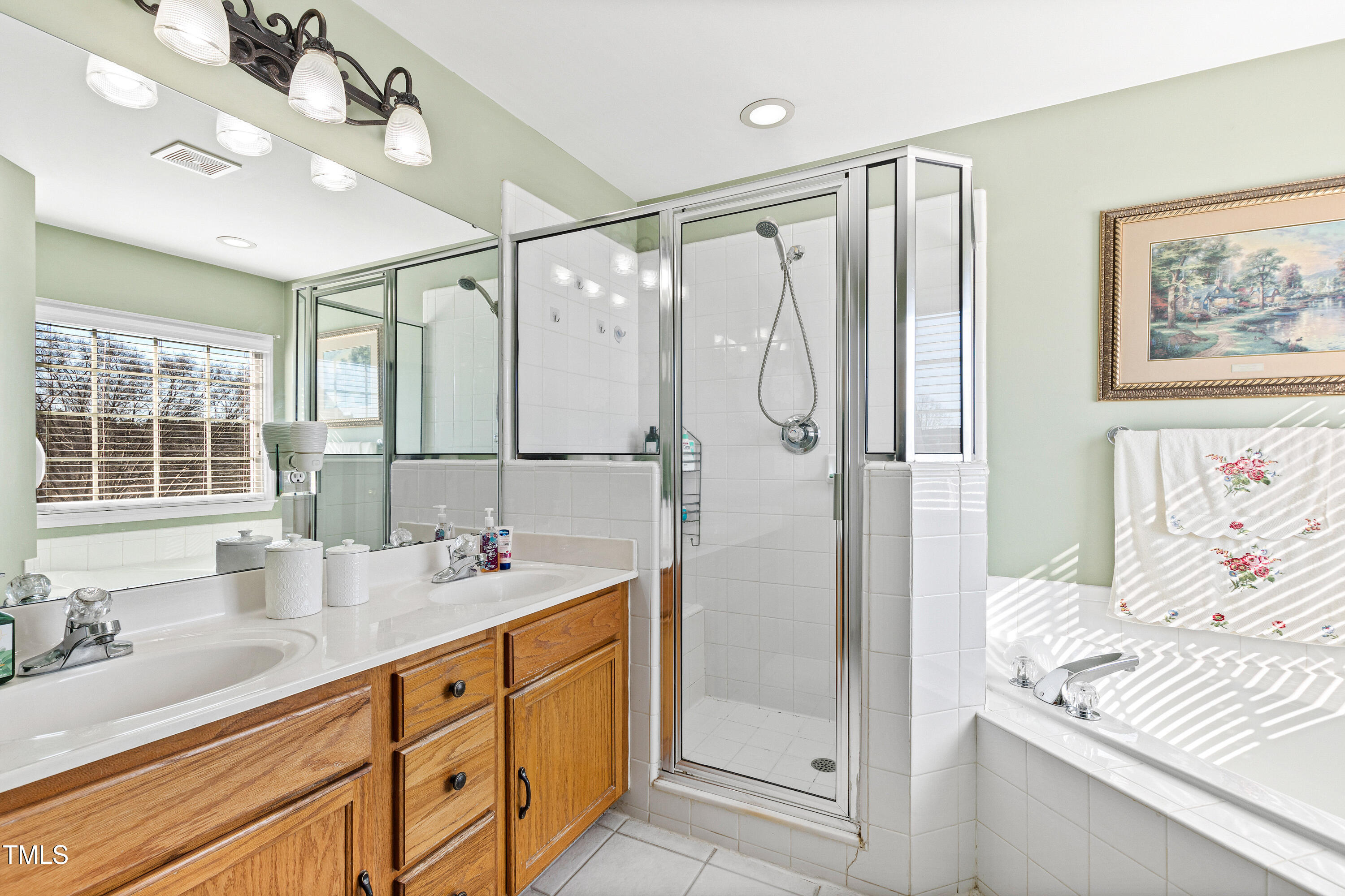 Wake Forest, North Carolina 27587, United States, 3 Bedrooms Bedrooms, ,3 BathroomsBathrooms,Residential,Pending,79896