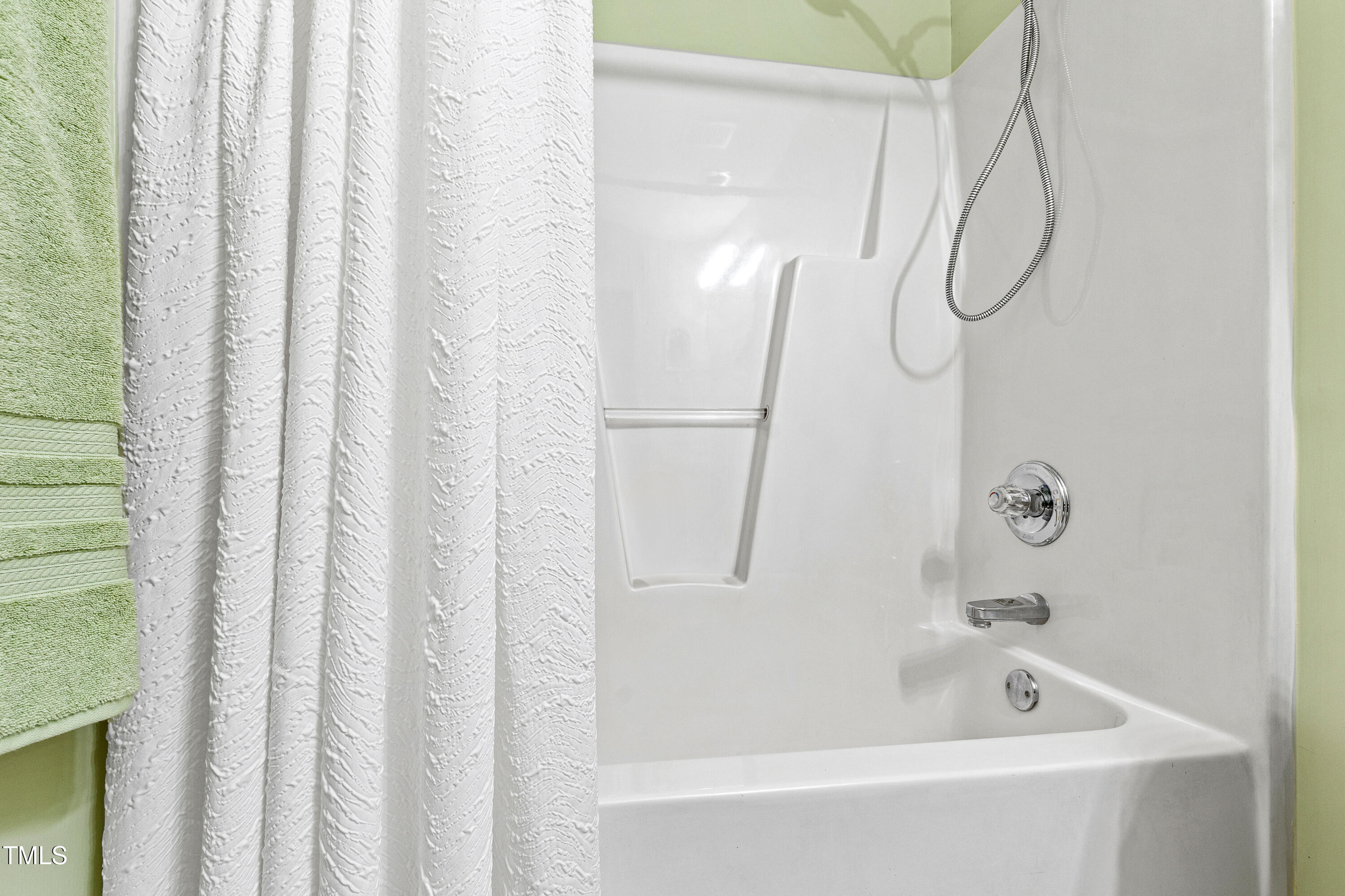 Wake Forest, North Carolina 27587, United States, 3 Bedrooms Bedrooms, ,3 BathroomsBathrooms,Residential,Pending,79896