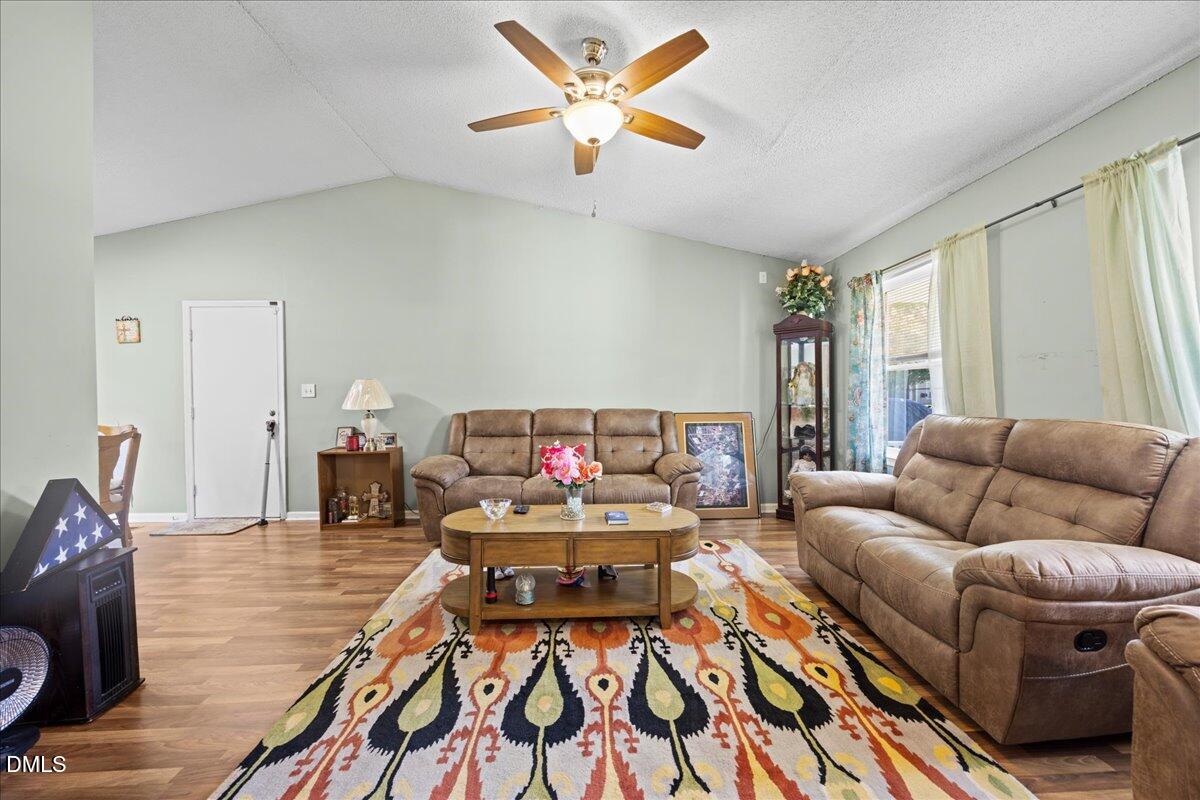 5005 Whisper Court