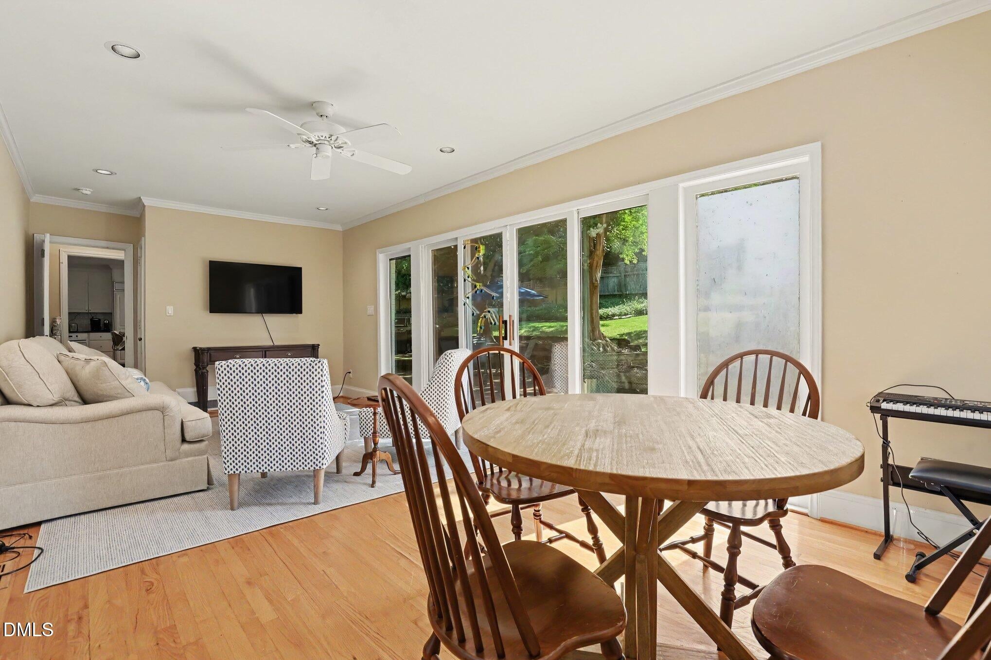 1528 Iredell Drive