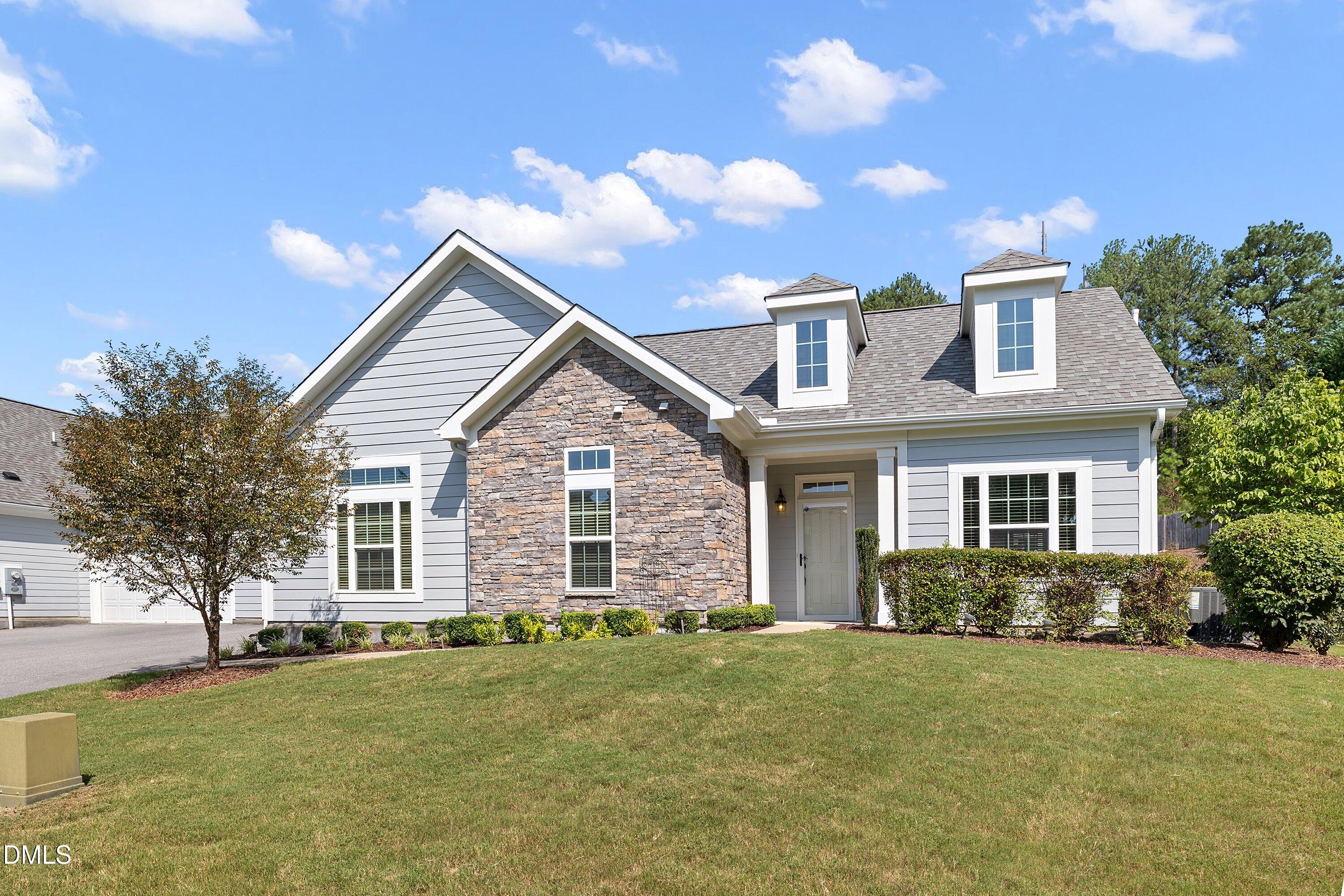 824 Blue Bird Lane