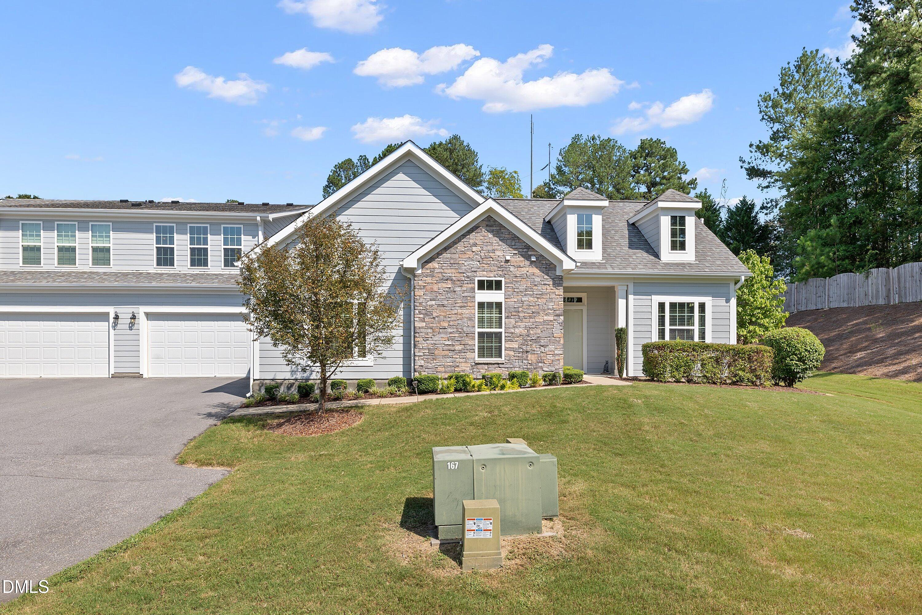824 Blue Bird Lane