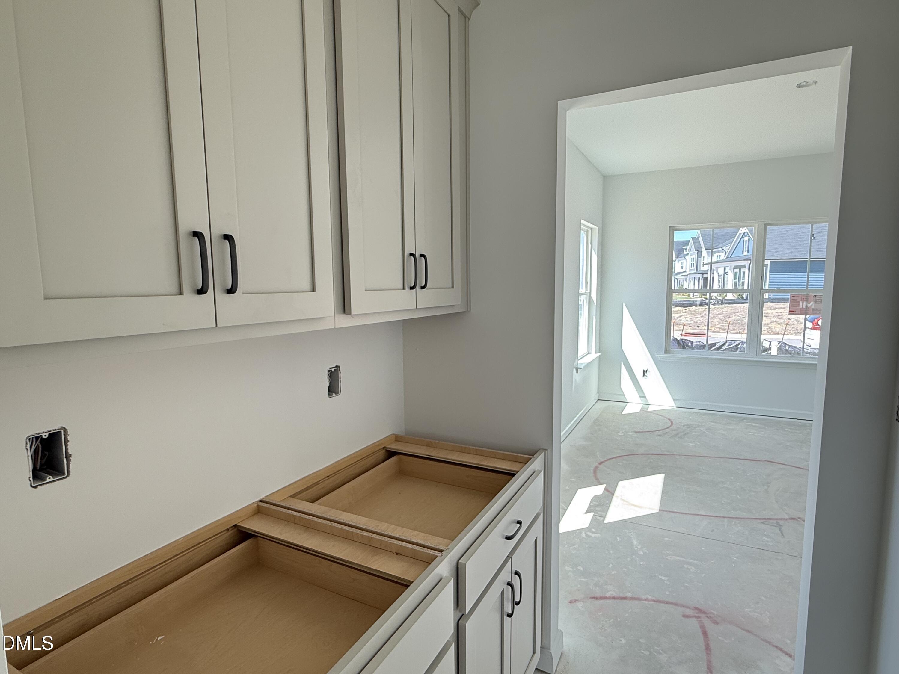 433 Contempo Drive 3