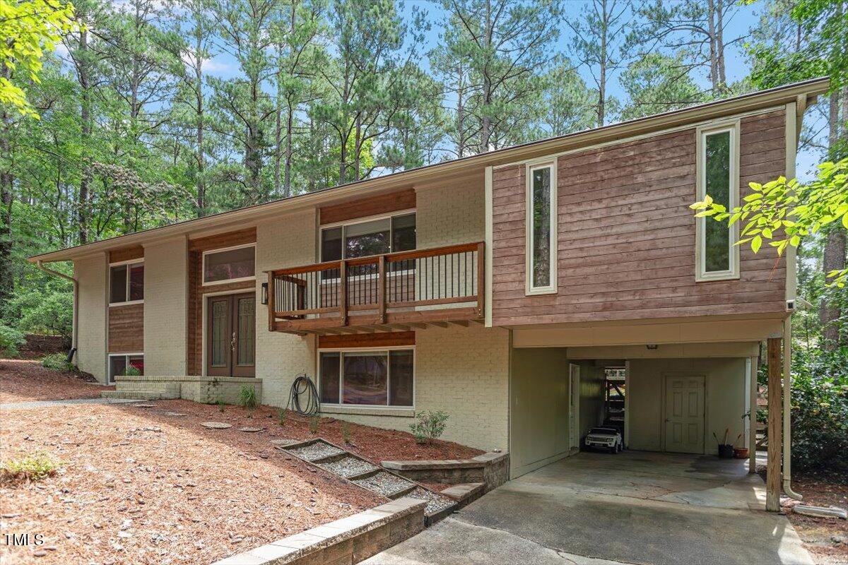 6609 Hunters Lane