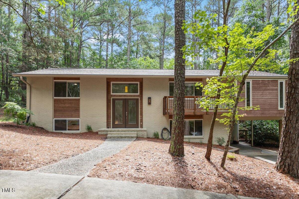6609 Hunters Lane