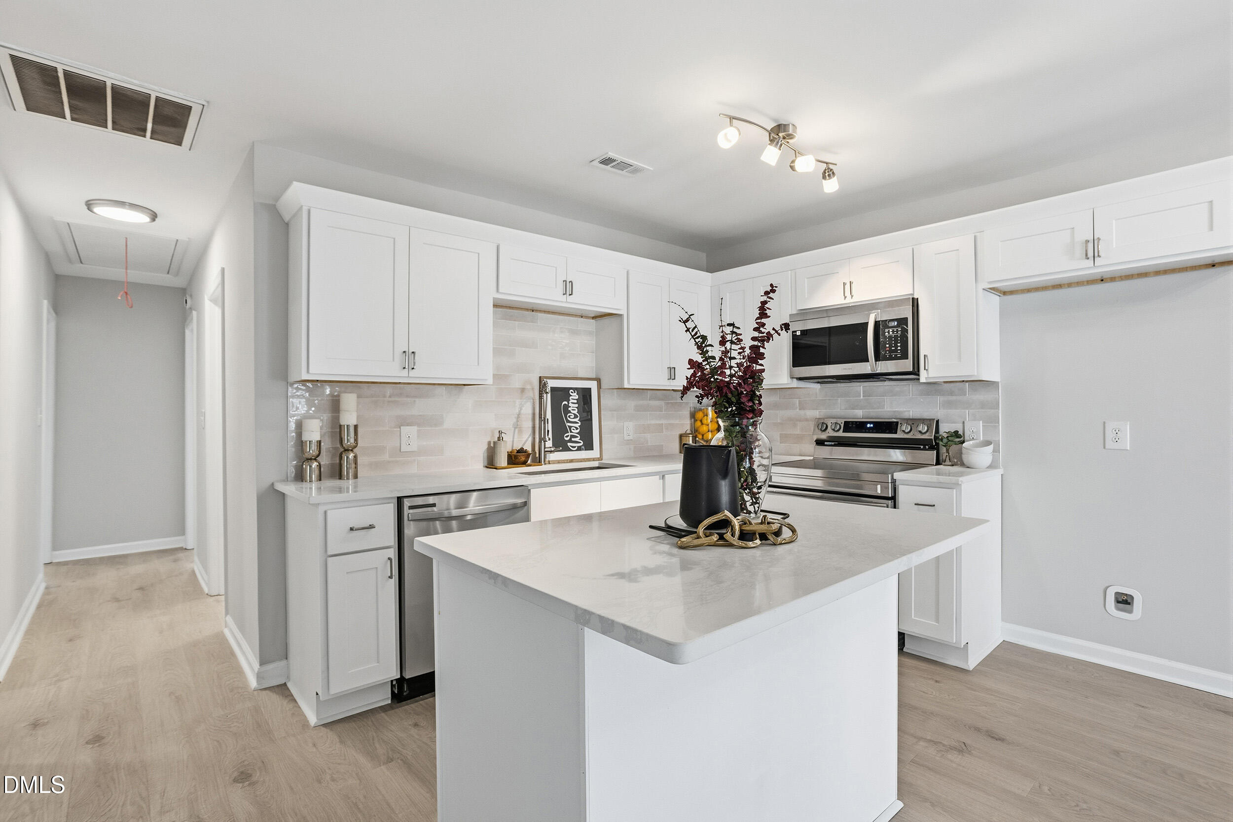 1317 Wrentree Circle