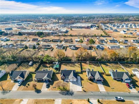 A home in Raeford