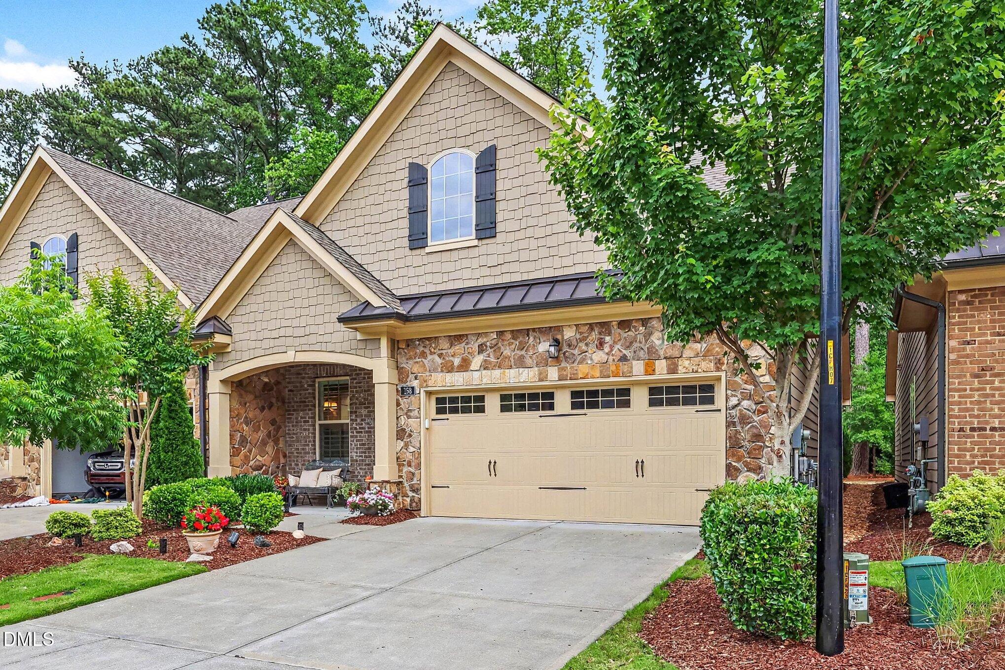 158 Glenpark Place
