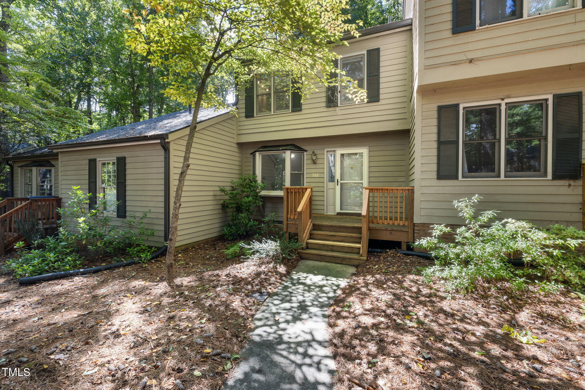 502 Forest Court