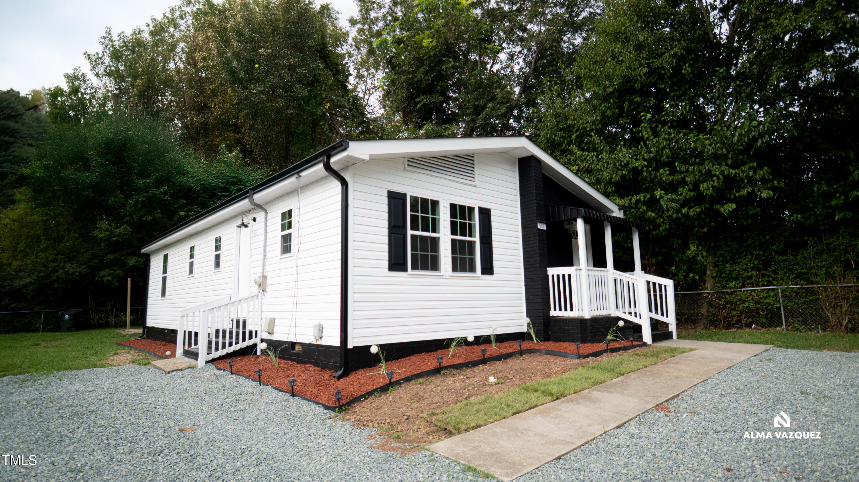 504 Henderson Street