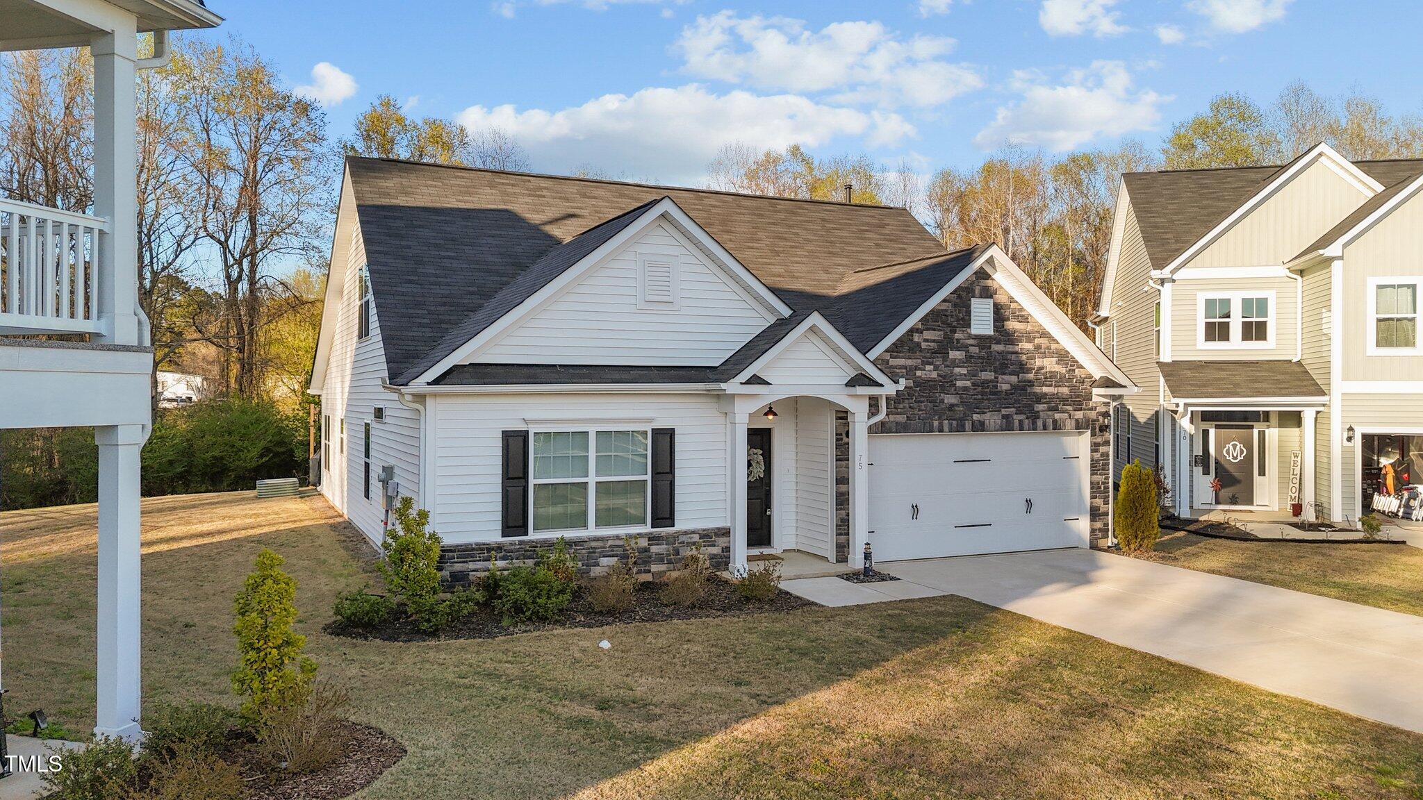 75 Red Crabapple Court