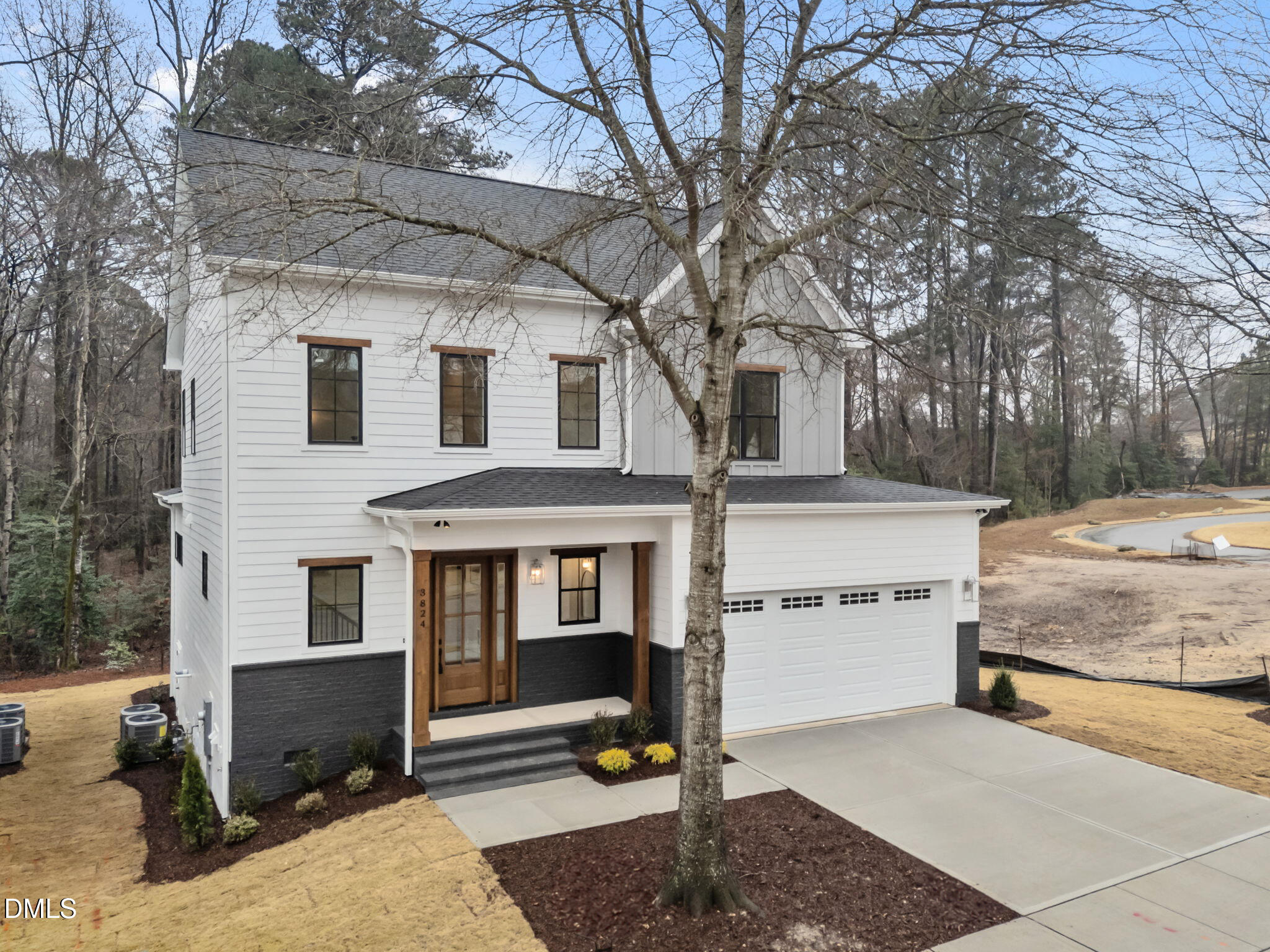 3824 Coach Lantern Avenue